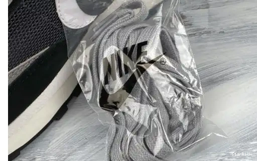 LD White BV0073-001 Waffle Anthracite Sacai Nike Black 0515